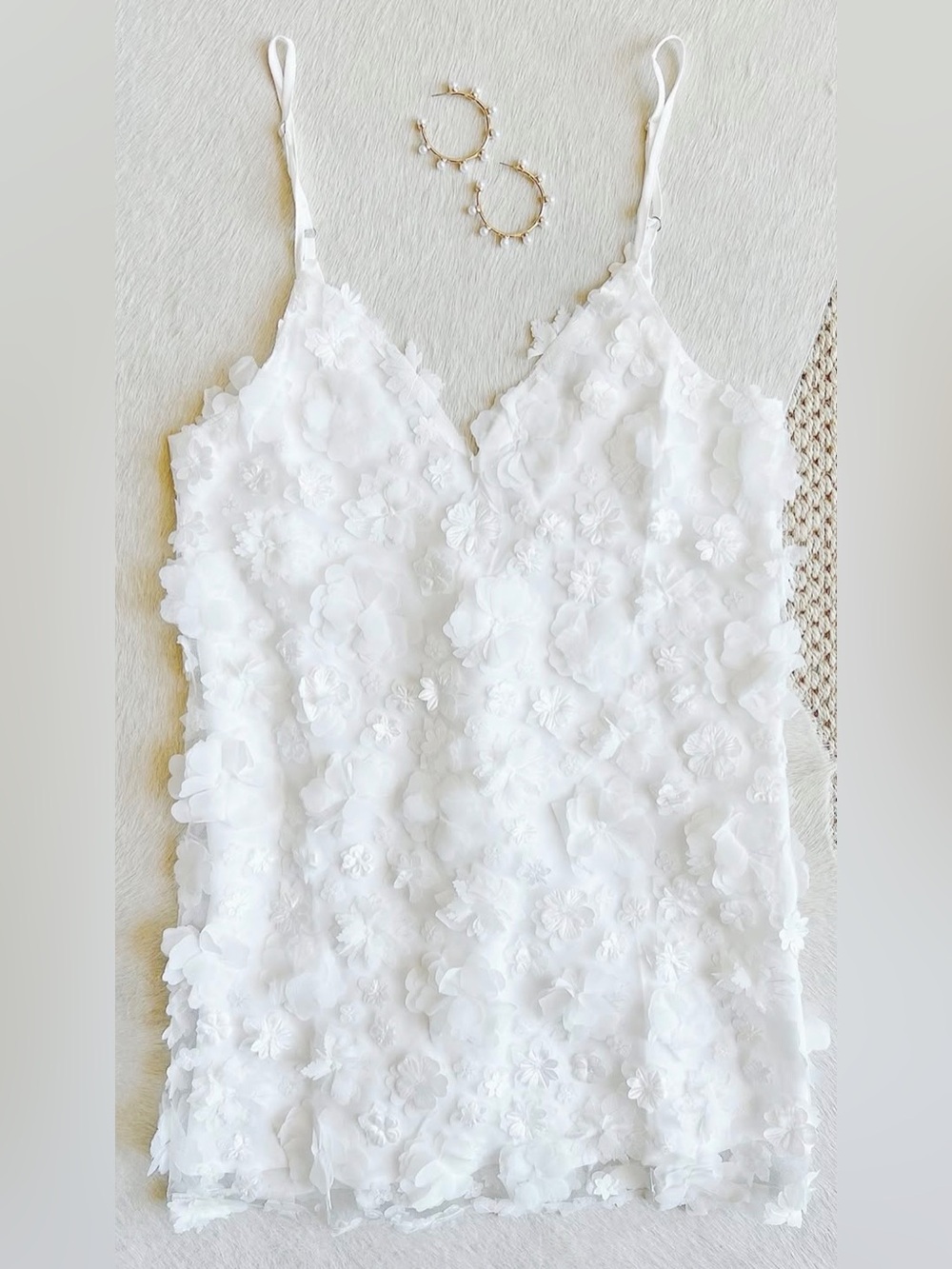 Storia White 3D Floral Mesh V-Neck Strappy Sleevless Mini Dress Size S NWT